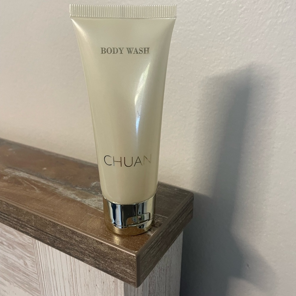 Chuan Spa body wash 2.3 fl oz